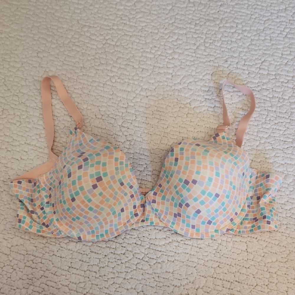 Ambriella Lightly Lined Geometric Print Soft Everyday Bra Minimalist Preppy